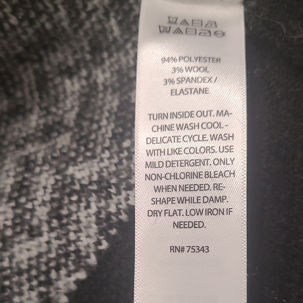 Chic Sweater/Jacket - Picture 5 of 5